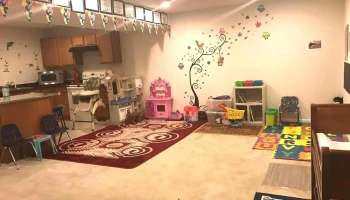 Mom's Love Day Care - Bowie