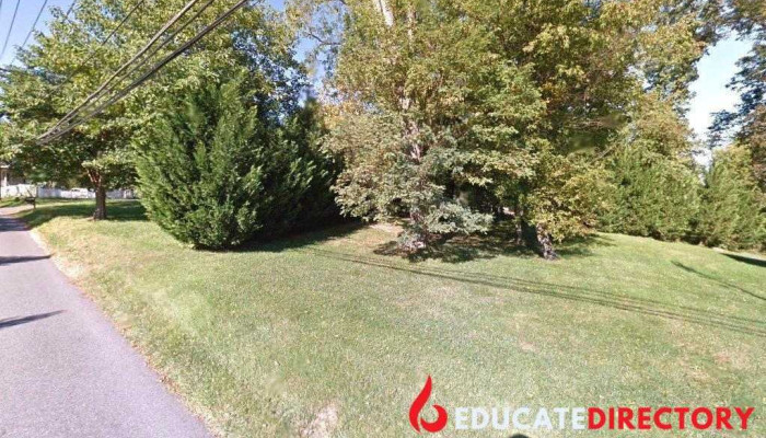 Children's House at Holly Hill Montessori - Germantown