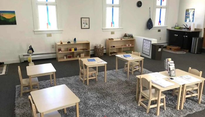 Covered Bridge Montessori School - Weare