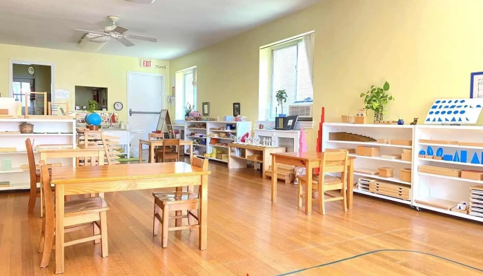 Crestview Montessori School - Bethesda
