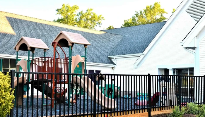 Honey Mac Callum Christian Preschool - California