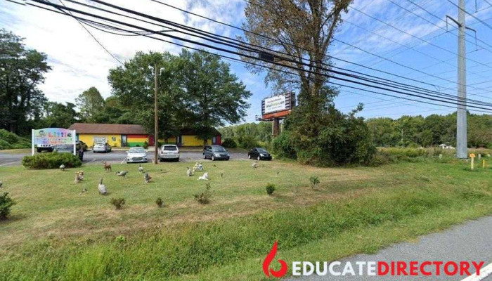 The Little Campus - Newark