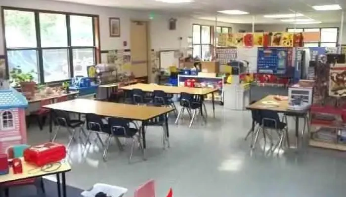 Woodbridge Station KinderCare - Edgewood